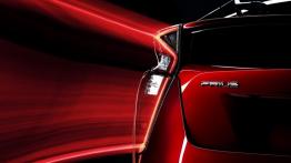 Toyota Prius (2016) - lewy tylny reflektor - włączony