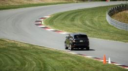 Land Rover Range Rover Sport II SVR Santorini Black (2016) - widok z tyłu