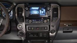 Nissan Titan XD (2016) - konsola środkowa