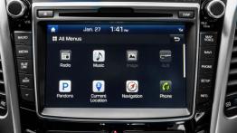 Hyundai Elantra GT Facelifting (2016) - ekran systemu multimedialnego