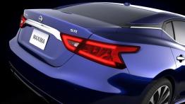 Nissan Maxima VIII (2016) - prawy tylny reflektor - włączony