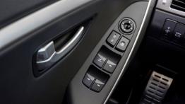Hyundai Elantra GT Facelifting (2016) - sterowanie w drzwiach