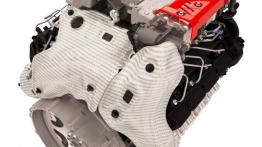 Nissan Titan XD (2016) - silnik solo