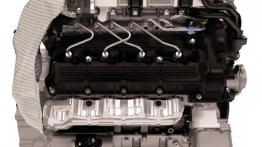 Nissan Titan XD (2016) - silnik solo