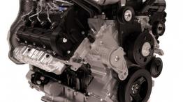 Nissan Titan XD (2016) - silnik solo