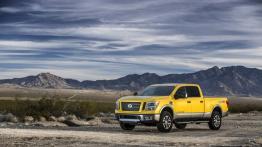 Nissan Titan XD (2016) - widok z przodu