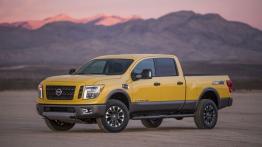 Nissan Titan XD (2016) - lewy bok