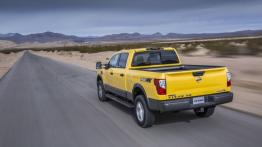 Nissan Titan XD (2016) - widok z tyłu