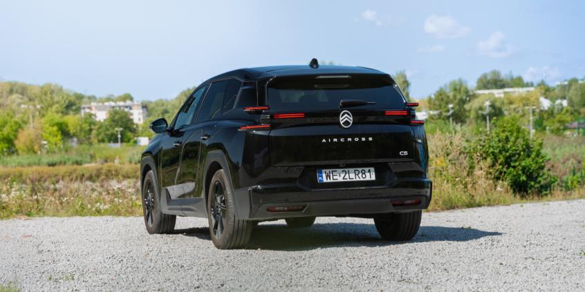 Test: Citroën C5 Aircross 1.2 Hybrid Max to kolejny poprawny SUV Stellantisa. Ma zalety poprzednika i awansował o klasę