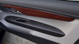 Cadillac ATS Coupe (2015) - drzwi pasażera od wewnątrz