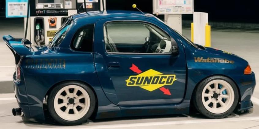 "Kieszonkowa Godzilla" skradła serca i show w Tokio. Oto Suzuki Twin przebrane za Nissana R32 GT-R