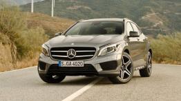 Mercedes GLA I Off-roader 2.1 220 CDI 170KM 125kW 2013-2017