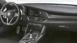 Alfa Romeo Giulia Veloce (2017)