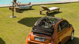 Fiat 500 Anniversario (2017) - widok z góry