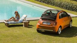 Fiat 500 Anniversario (2017) - widok z tyłu
