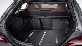 Mercedes CLA Shooting Brake (X117) - bagażnik, akcesoria