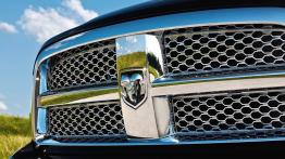 Dodge Ram IV 4.7 V8 310KM 228kW 2009-2018