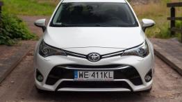Toyota Avensis III Sedan Facelifting 2015 1.6 D-4D 112KM 82kW 2015-2018