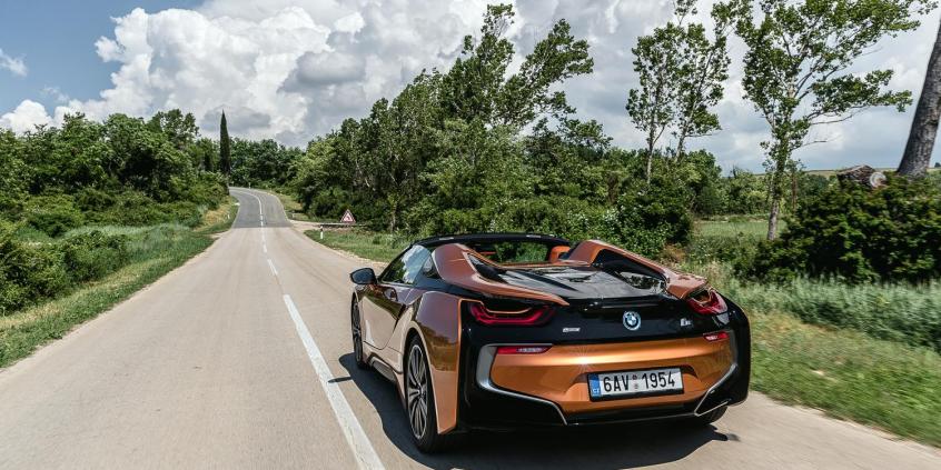 BMW i8 Roadster (2018)
