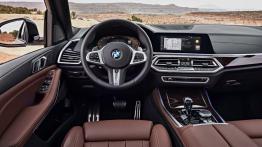 BMW X5 (2018) - kokpit