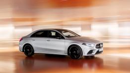 Mercedes-Benz Klasa A Sedan (2018) - prawy bok