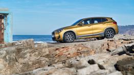 BMW X2 xDrive 20d M Sport X (2018) - lewy bok