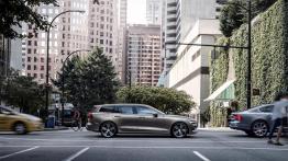 Volvo V60 (2018) - prawy bok