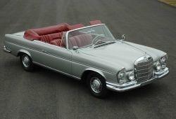 Mercedes W111 Cabrio 220 SE 120KM 88kW 1961-1965