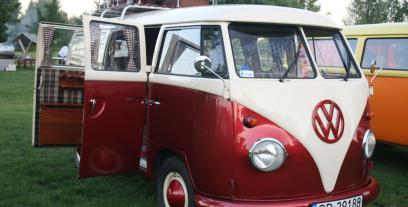 Volkswagen Caravelle T1 BUS