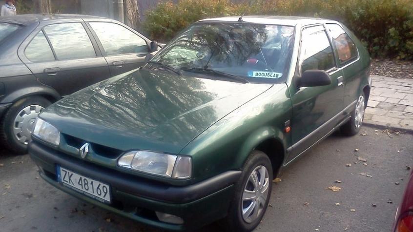 Renault 19 II Hatchback 1.7 i 75KM 55kW 1992-1995