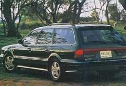 Mitsubishi Diamante I Kombi 2.5 i V6 24V 4WD 175KM 129kW 1991-1996