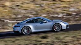 Porsche 911 Carrera (2019) - prawy bok