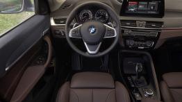BMW X1 (2019) - pe?ny panel przedni