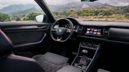 Skoda Kodiaq RS (2019) - widok ogólny wnętrza z przodu