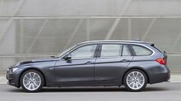 BMW 328i Touring (F31) - lewy bok
