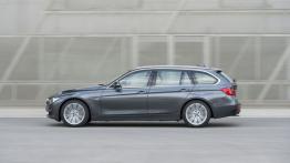 BMW 328i Touring (F31) - lewy bok