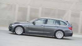 BMW 328i Touring (F31) - lewy bok