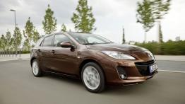 Mazda 3 hatchback 2012 - prawy bok