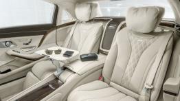 Mercedes-Maybach S 600 (X 222) - tylna kanapa