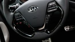 Kia ceed Sportswagon II (2012) - kierownica