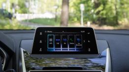 Mitsubishi Eclipse Cross 1.5 T 163 KM - galeria redakcyjna (2) - inny element panelu przedniego