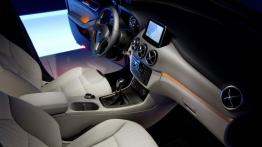Mercedes B200 CDI 2012 - widok ogólny wnętrza z przodu