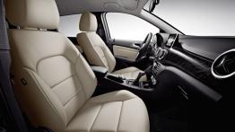 Mercedes B200 CDI 2012 - widok ogólny wnętrza z przodu