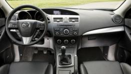 Mazda 3 hatchback 2012 - pełny panel przedni