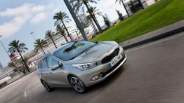 Kia ceed Sportswagon II (2012) - widok z przodu
