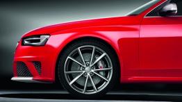 Audi RS4 Avant 2012 - lewe przednie nadkole