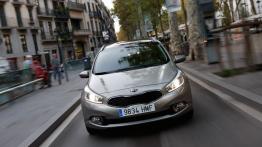 Kia ceed Sportswagon II (2012) - widok z przodu