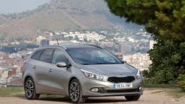 Kia ceed Sportswagon II (2012) - widok z przodu