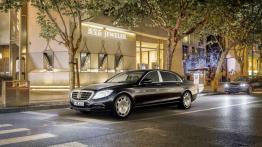 Mercedes-Maybach S 600 (X 222) - widok z przodu