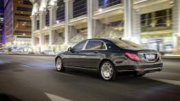 Mercedes-Maybach S 600 (X 222) - widok z tyłu